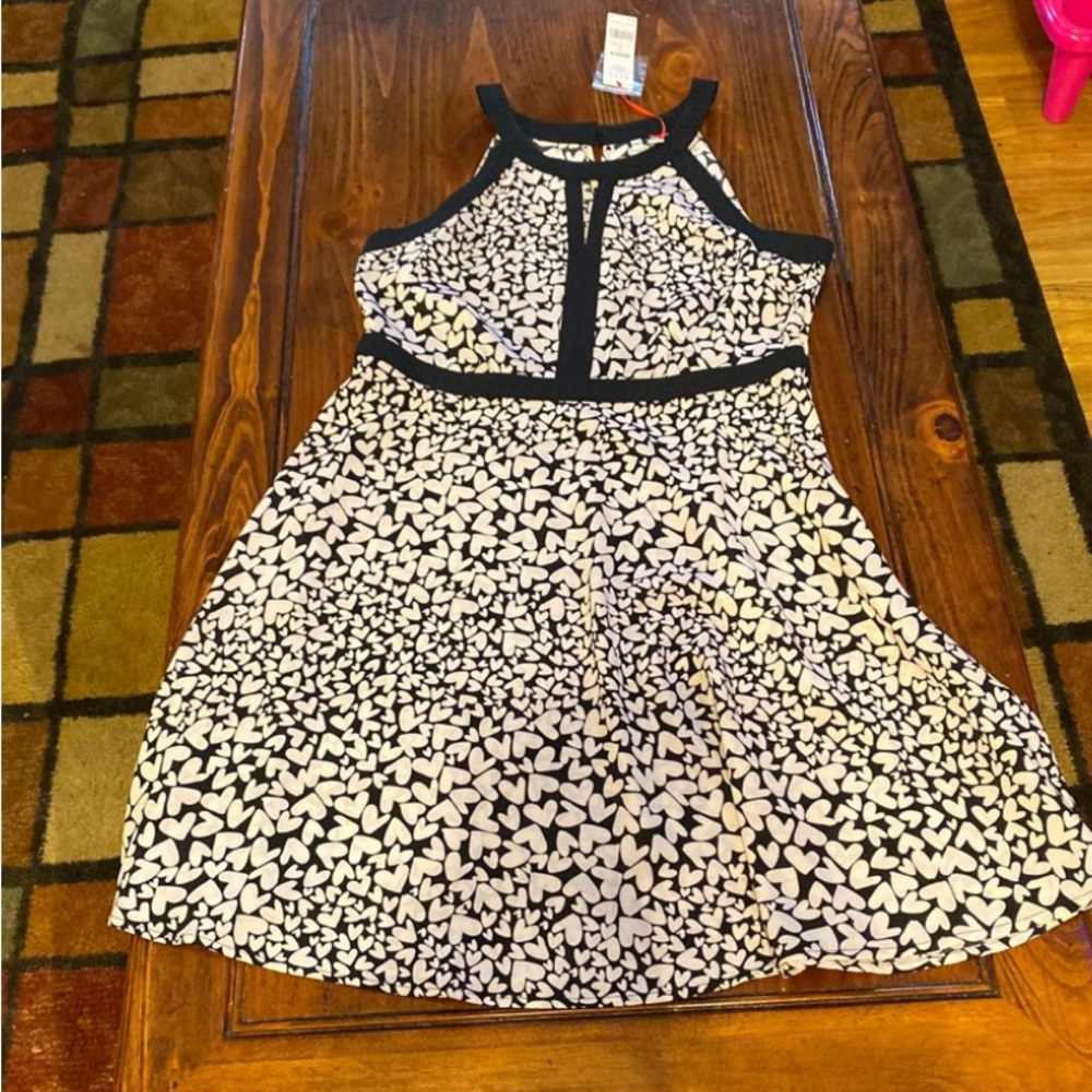 Cute brand new Elle heart pattern dress size 14